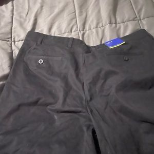 black apt9 shorts 38